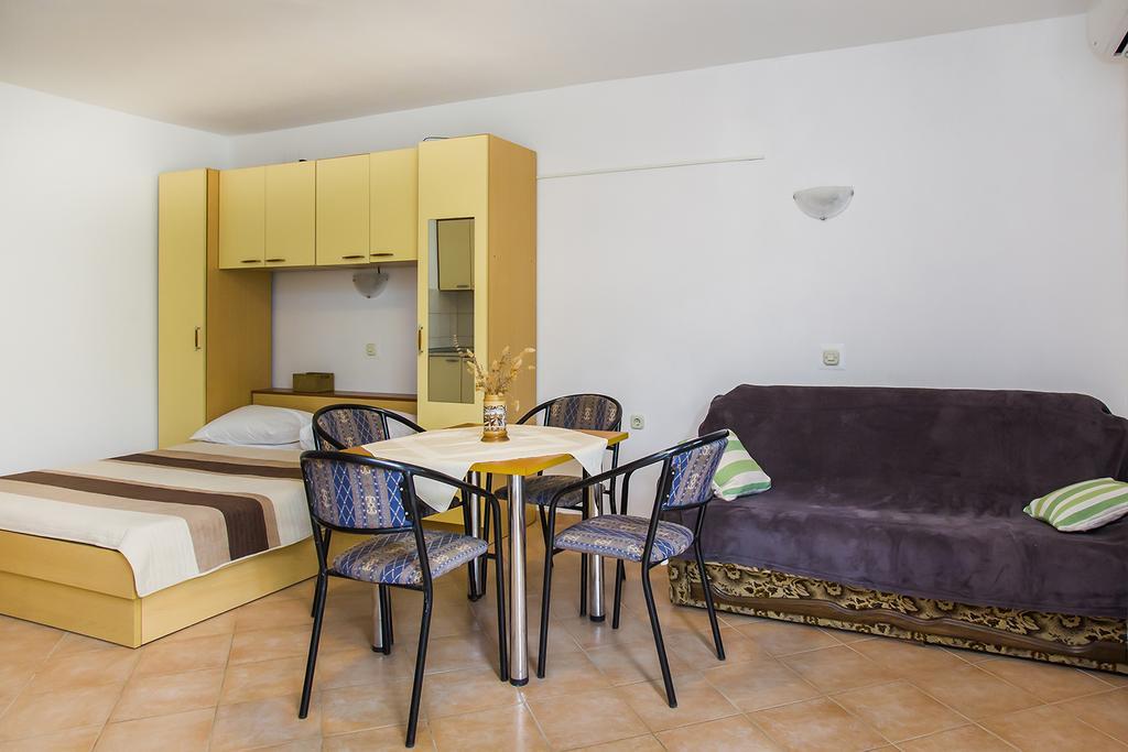 Apartments Zovko Drace Luaran gambar